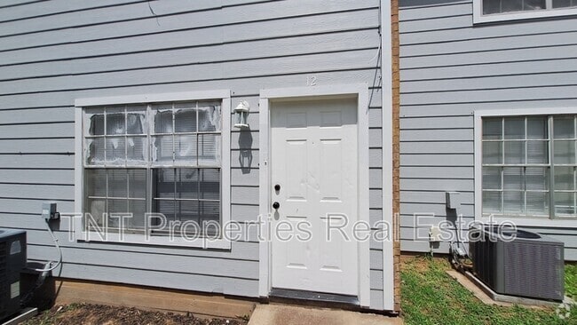 Building Photo - 1906 Barak Ln Unit 12 Rental