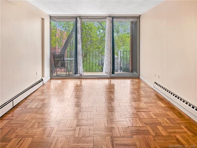 Photo - 87 Glenbrook Rd Unit APT 3E
