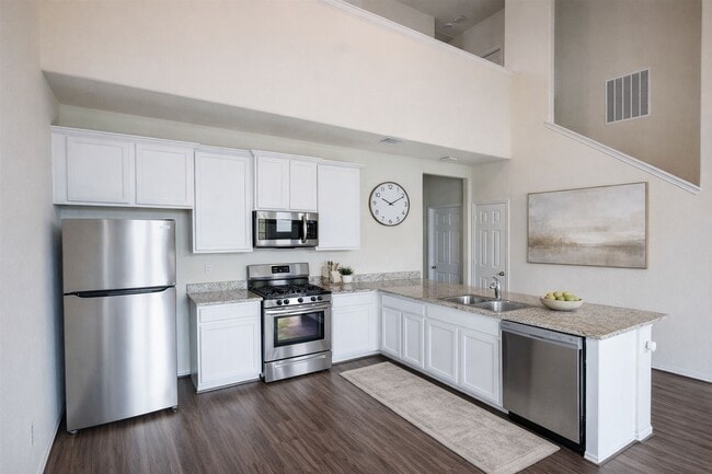 Building Photo - 216 N Lynx Trail