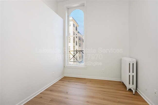 Photo - 100 Washington Ave Unit 204