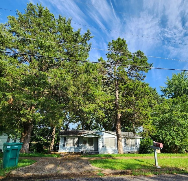 Photo - 1719 56th E Ave House