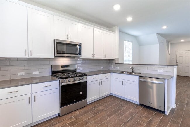 Photo - 308 Redonda Dr