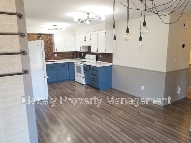 Photo - 510 S Phillippi St