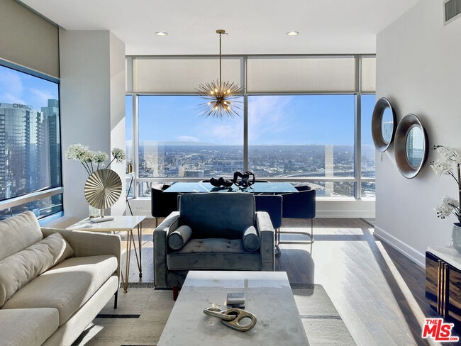 Photo - 900 W Olympic Blvd Unit 27A