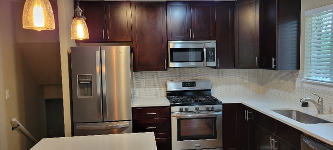 Photo - 4602 Simms St