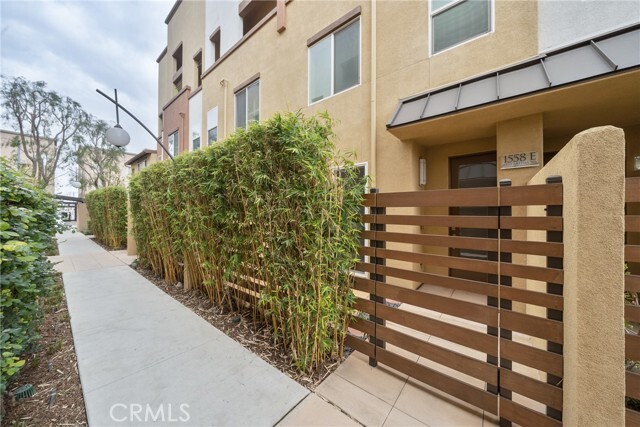 Photo - 1558 W Artesia Square Townhome