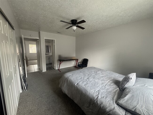 Building Photo - 2323 Spring Dusk Dr