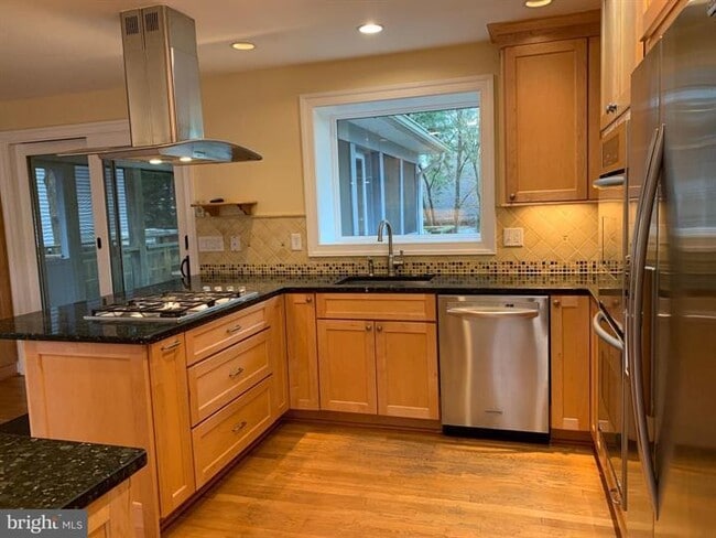 Photo - 7512 Arden Rd