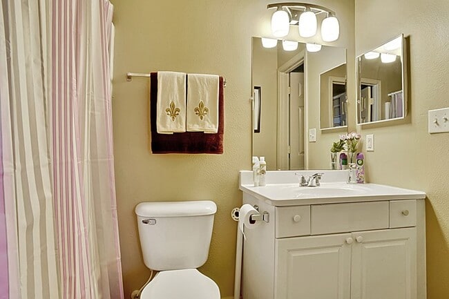 Photo - Charming Cottages for Rent in Waveland – 1 & 2 Bedroom Units Available at Cambridge Cottages! Unidad 2 Bedroom