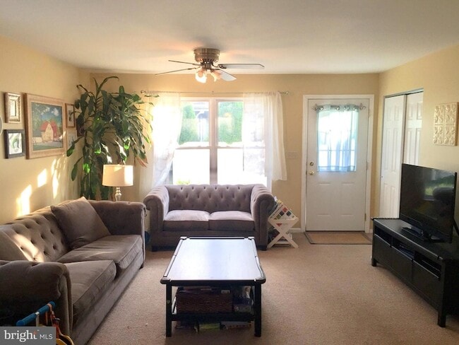 Photo - 4877 Stump Rd