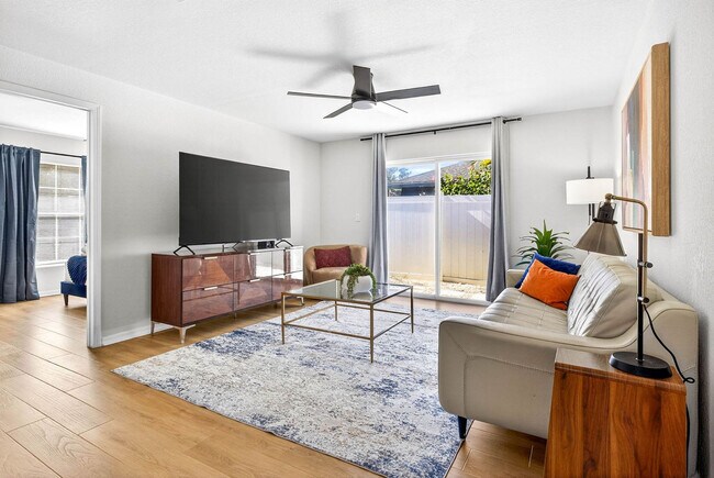 Photo - 310 W Warren Ave Unit ID1372309P