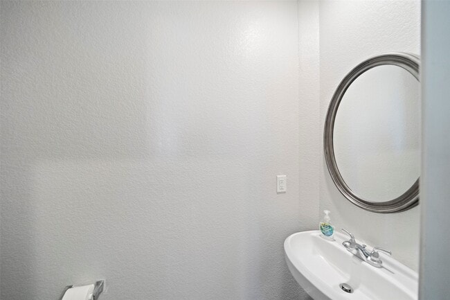 Photo - 6161 White Oak Leaf Lp