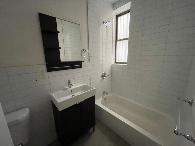 Photo - 312 W 121st St