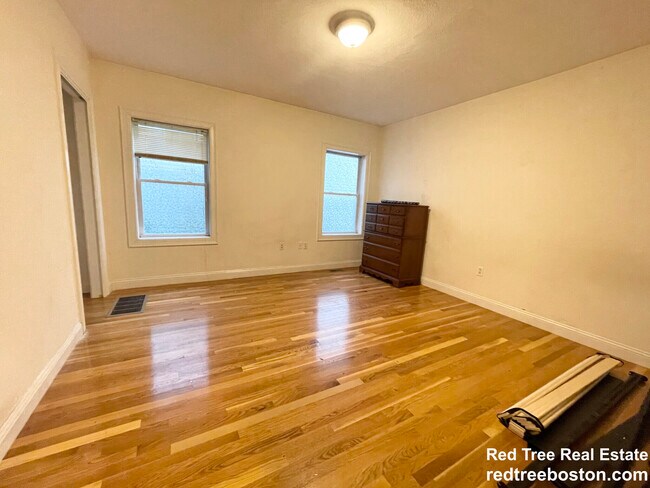 Photo - 128 Hillside St Unidad 2