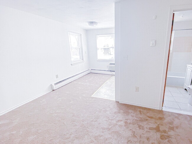 Photo - 603 Farmington Ave