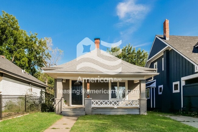 Building Photo - 135 S 15th St