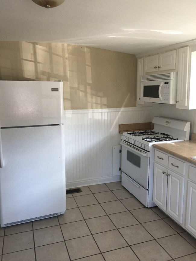 Photo - 1127 Park St