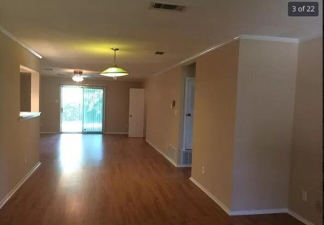 Photo - 2030 Encino Cir