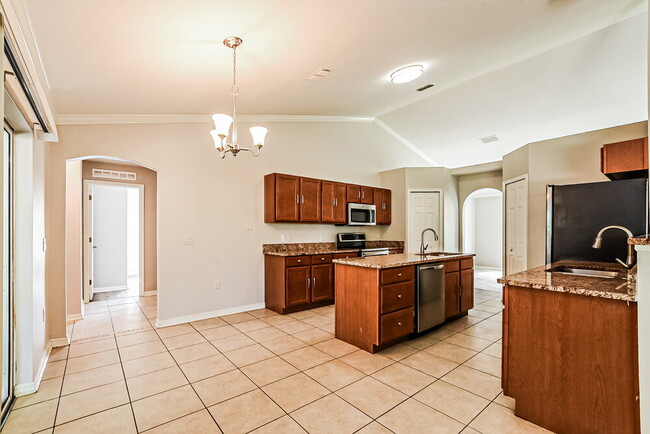 Photo - 801 Clear Brook Ct