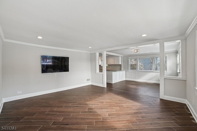 Photo - 64 Shunpike Rd