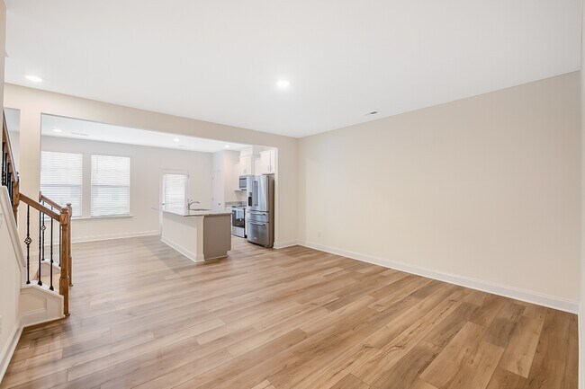 Photo - 3 Bedroom Townhome with Garage Angier