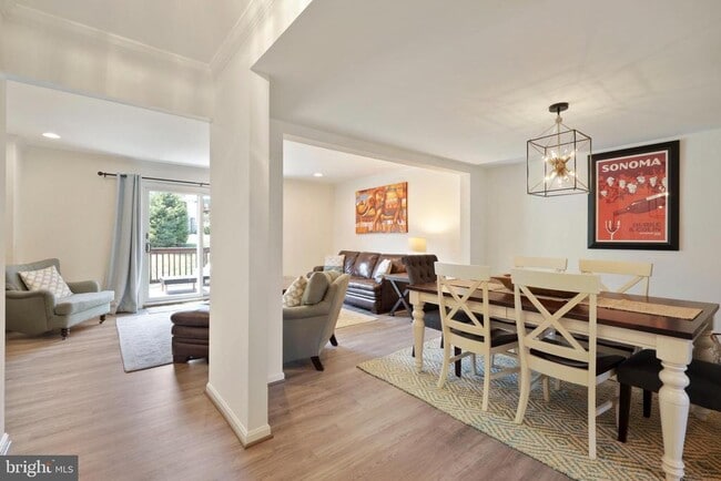 Photo - 11 Donagh Ct