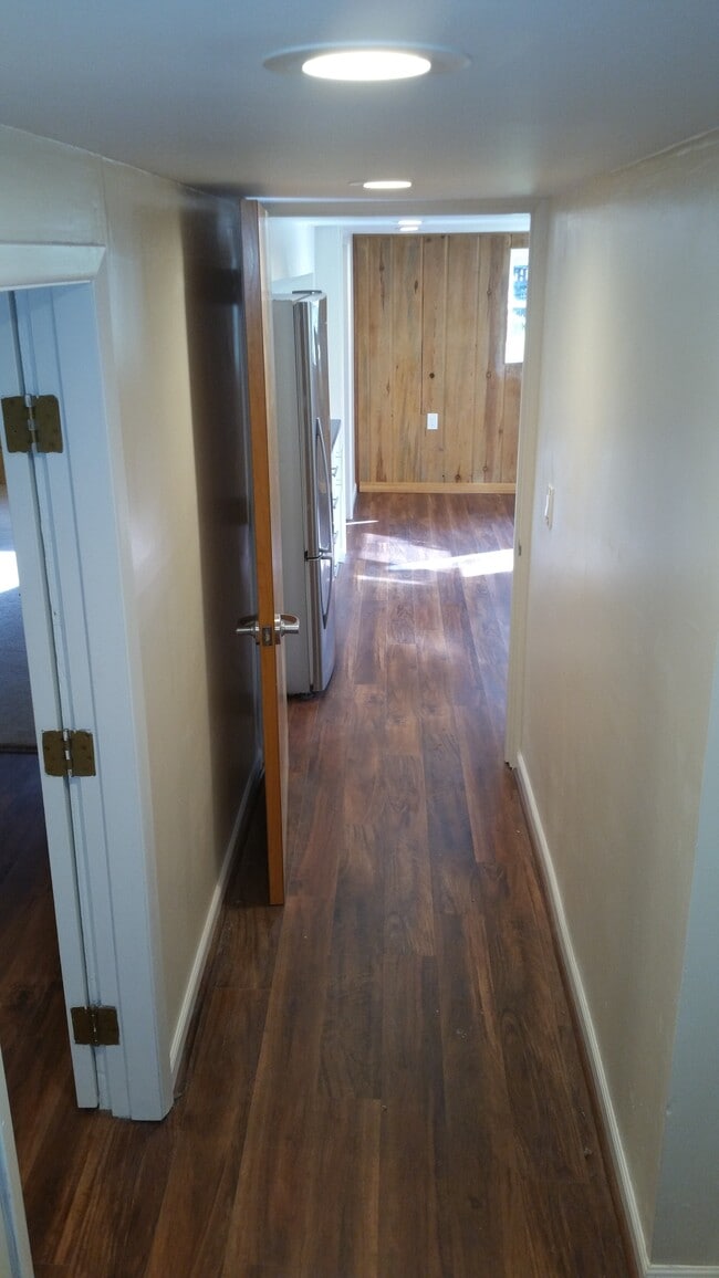 Private Entrance to Bedroom - 3041 SW Flower Ter Unit DownstairsPrivateApt.