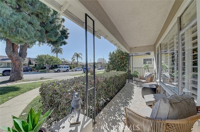 Photo - 444 N Shattuck Pl