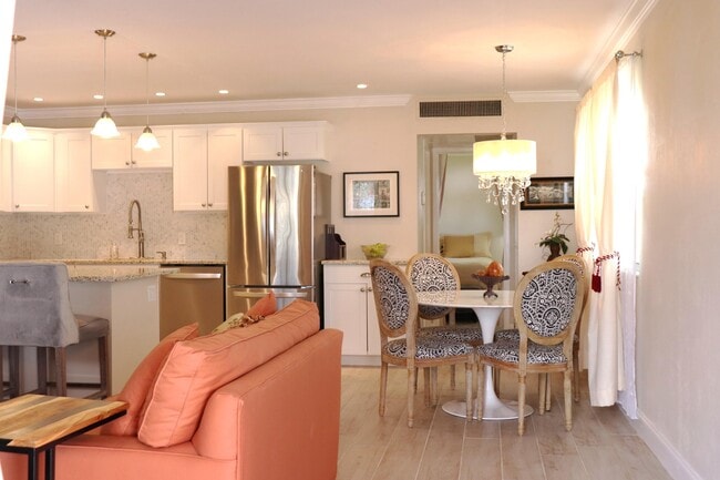 Photo - 166 Waterford D