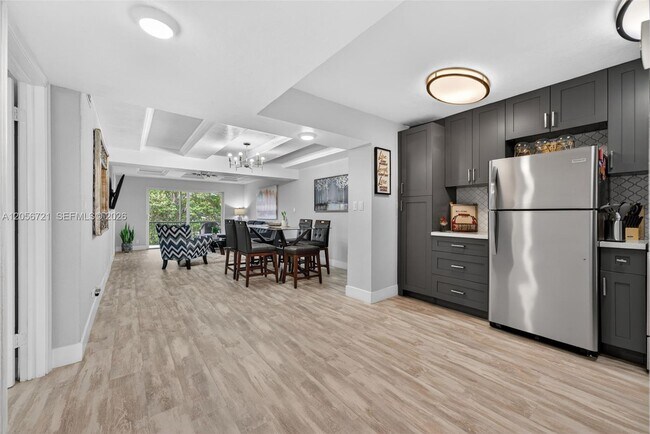 Photo - 681 S Hollybrook Dr Unit 310