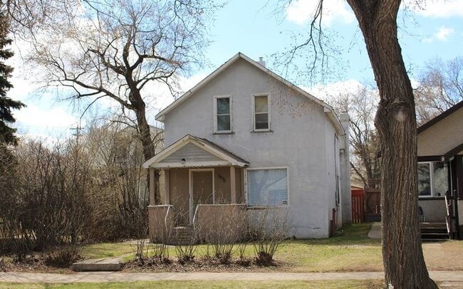 Building Photo - 1115 Ave C North