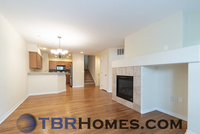 Photo - 14300 Waterside Ln