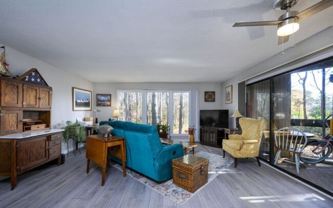 Photo - **Light-Filled Condo with Designer Finishes ? | Screened Porch