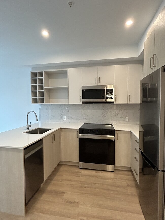 Building Photo - 13858-13108 108 Ave