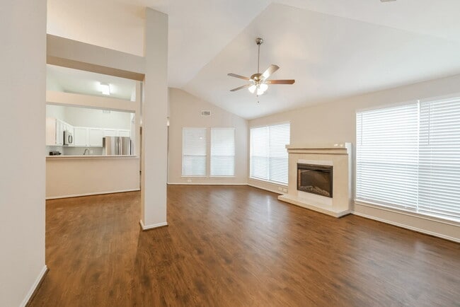 13819 Smokey Trail Dr
