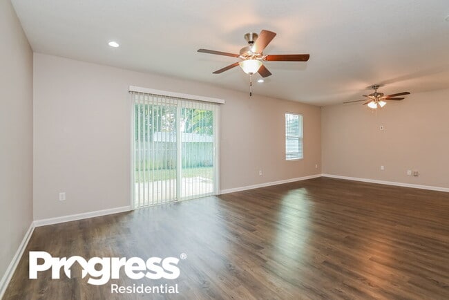 Photo - 1390 Sarahs Landing Dr