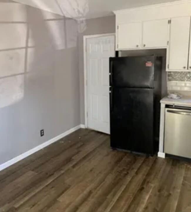 Photo - 2212 Jones Rd