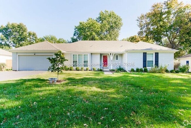Building Photo - Fantastic four-bedroom ranch in the heart ... Rental