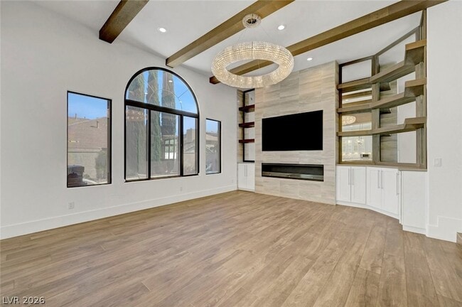 Photo - 304 Kingsclear Ct