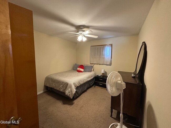 Photo - 4 University Pl Unit 2