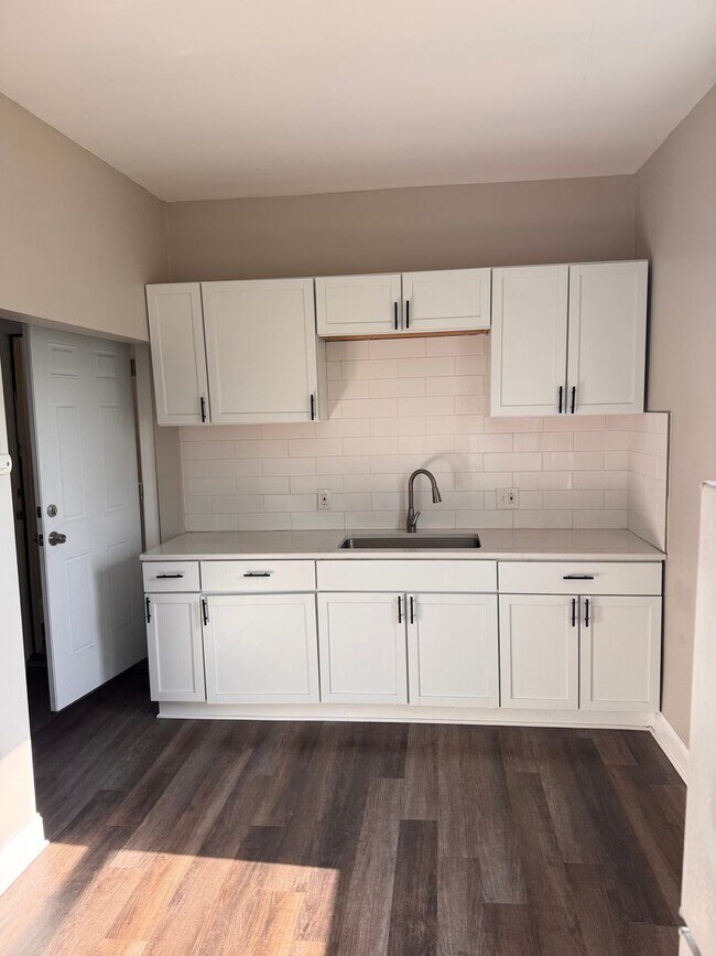 Photo - 4518 McGregor Ave Unit #3 (Back Up)