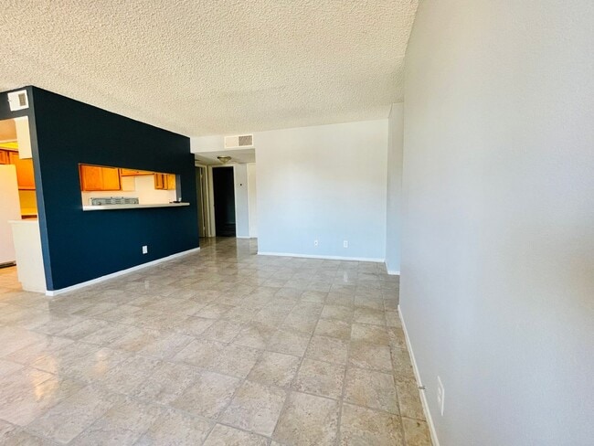 Photo - Remodeled 2 Bedroom Condo