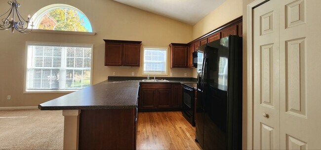 Photo - 162 Slindes Wood Cir