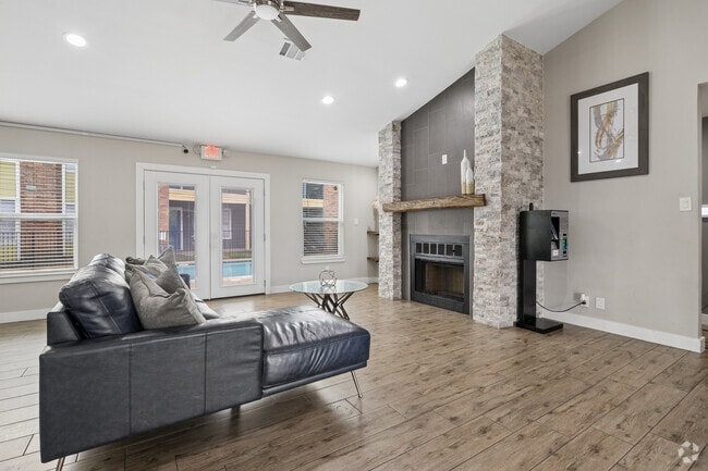 Interior Photo - Parkside North