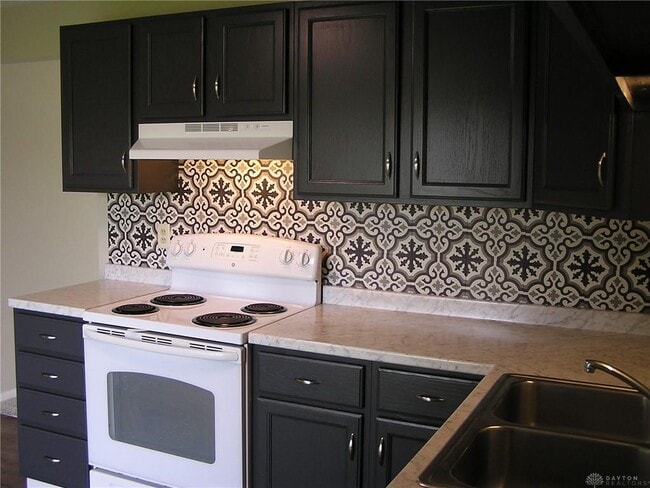 Photo - 126 McCraw Dr