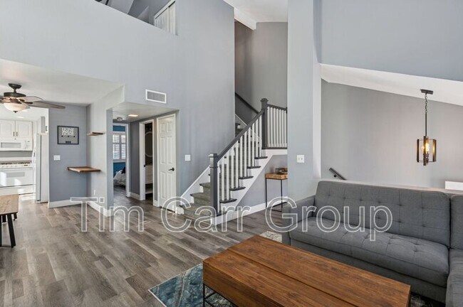 Photo - 350 Avocado St Unit B1