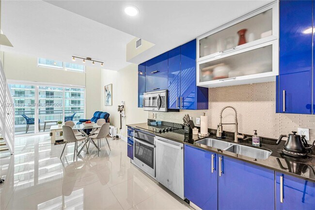 Photo - 60 SW 13th St Unit 2014
