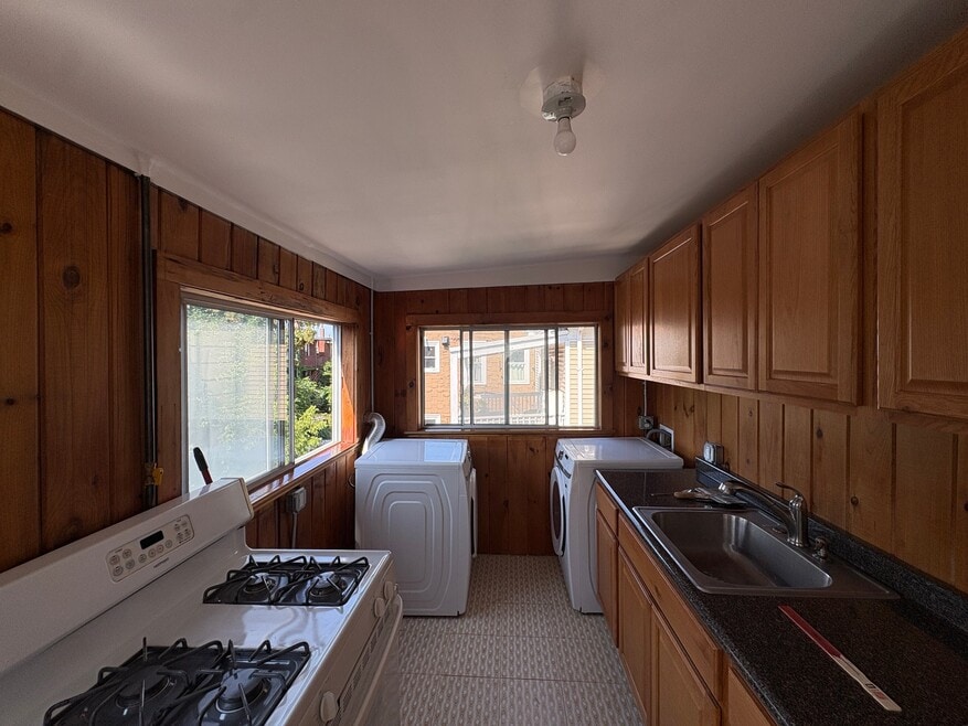 8 Bynner St Unit 3