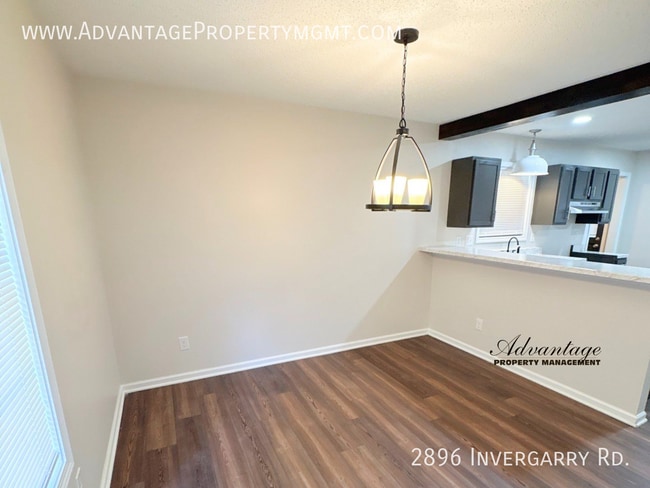2896 Invergarry Rd