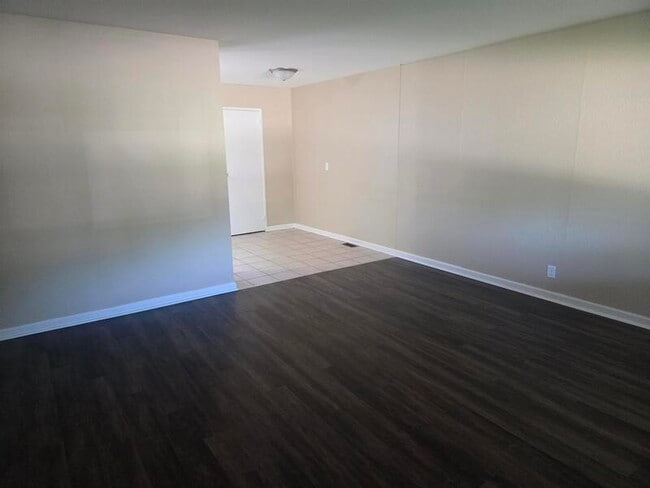 Photo - 3141 Danbury Rd